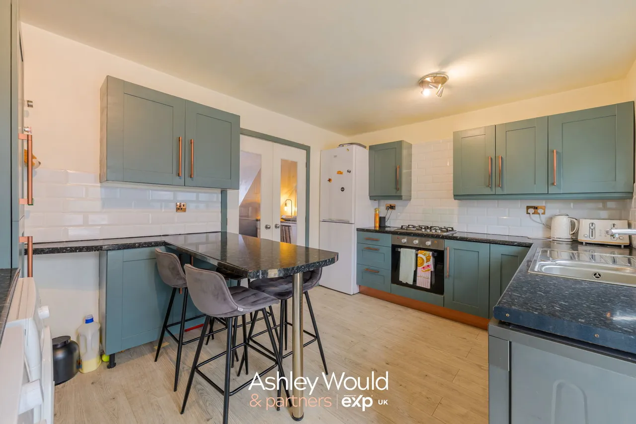 Pevensey Close, Tividale, Oldbury, B69, photo 5