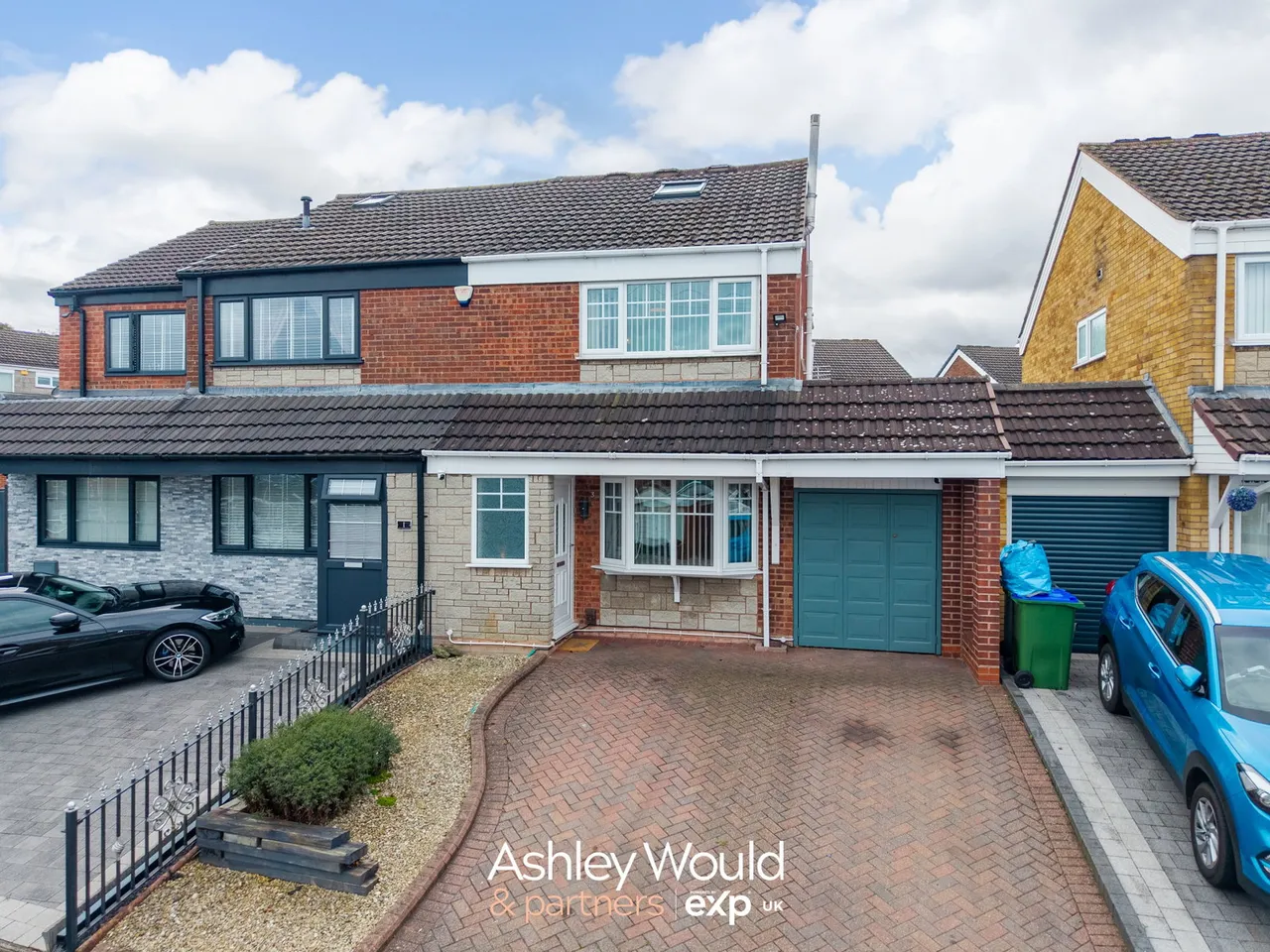 3 bed house for sale — Pevensey Close, Tividale, Oldbury, B69