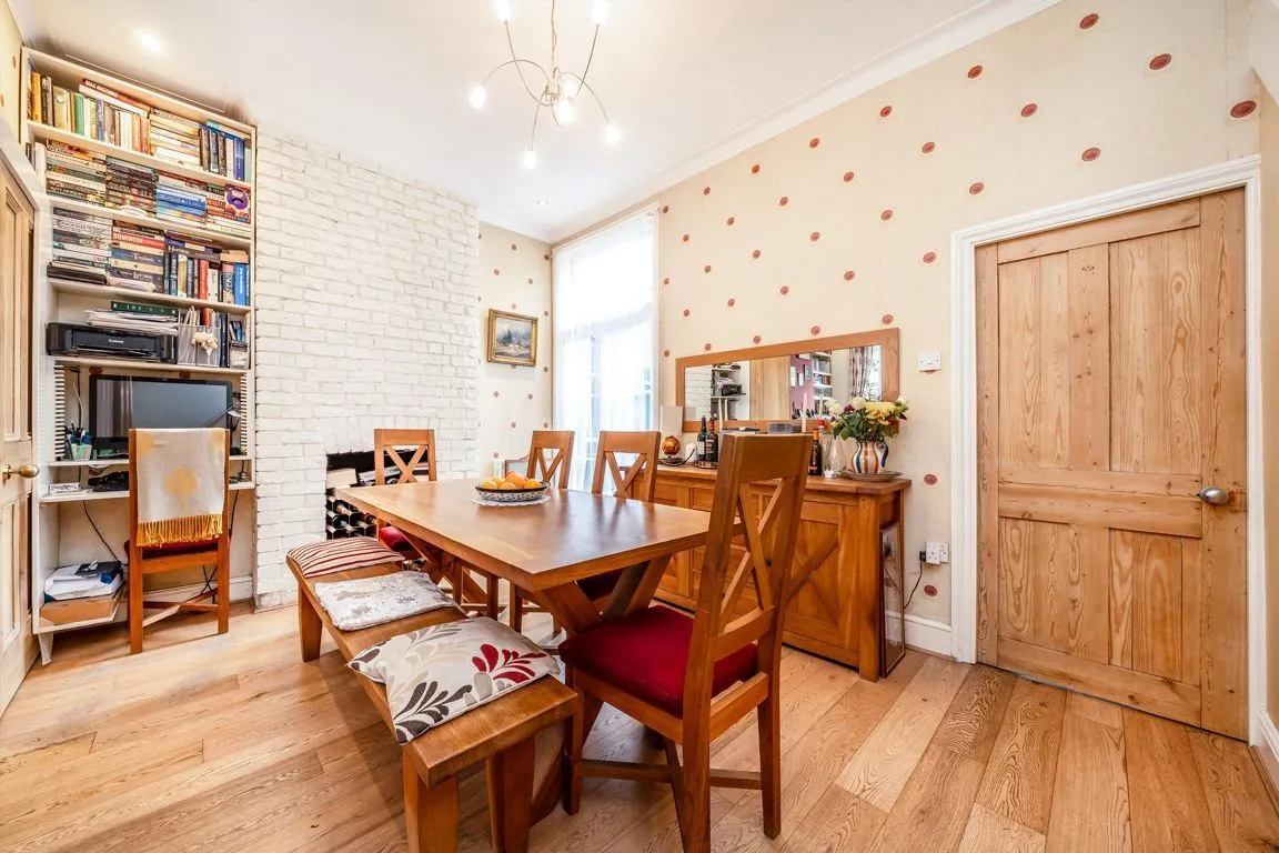 Adelaide Road, W13, photo 8
