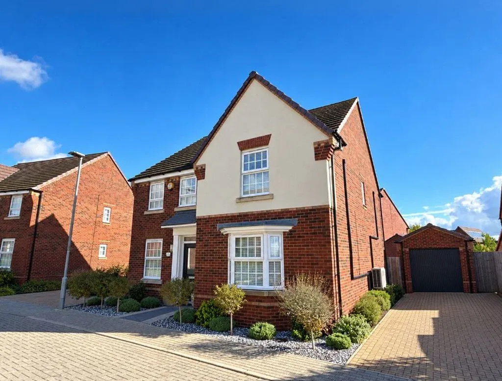 4 bed house for sale, Gladius Grove, Fairfields, MK11