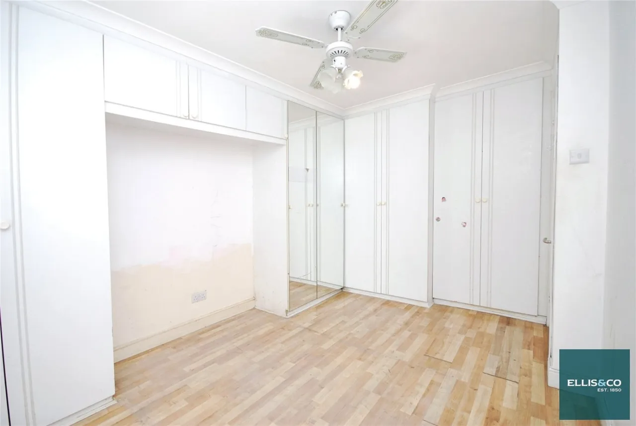 Greenway Close, Friern Barnet, N11, photo 4