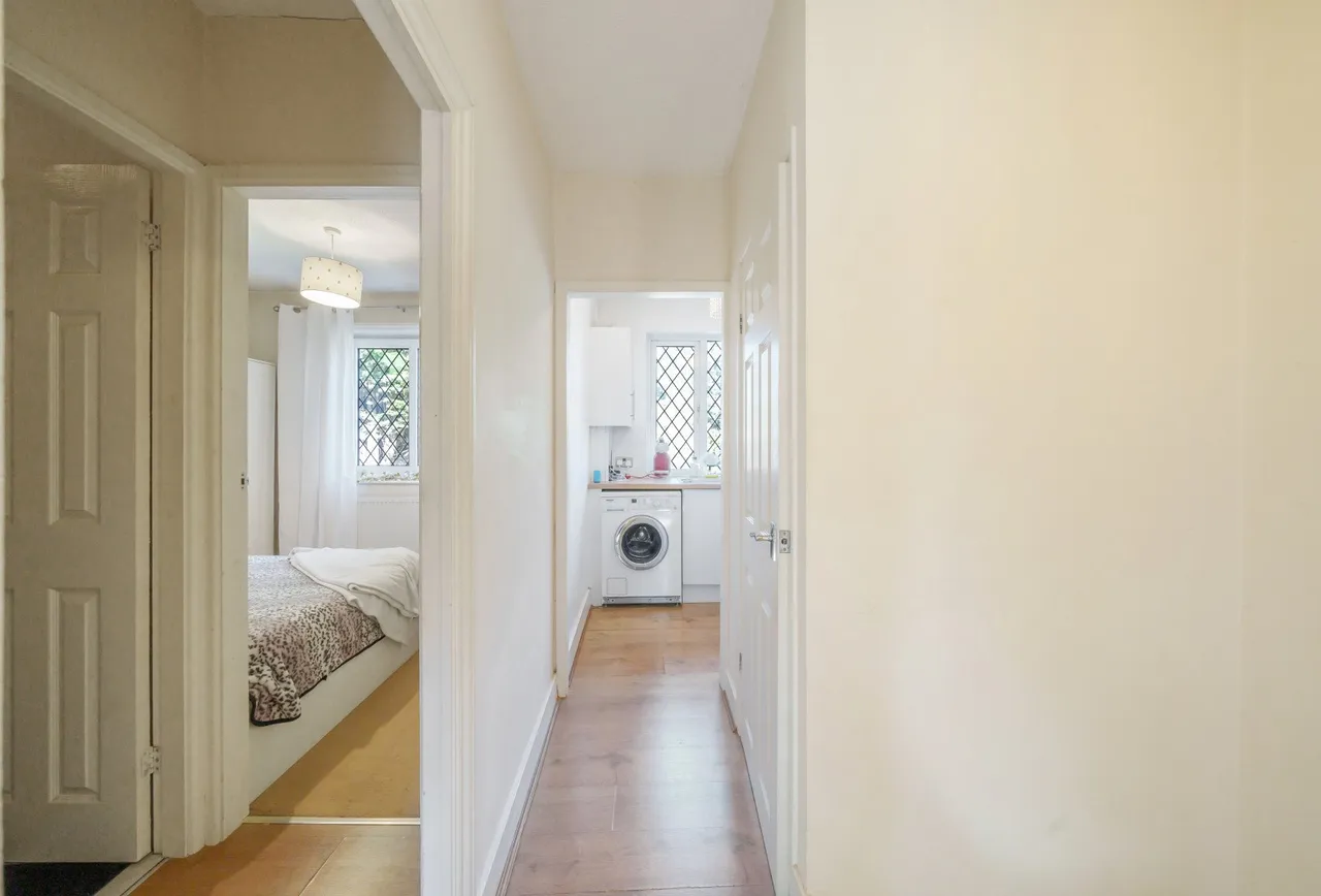 Ashtree Avenue, Mitcham, CR4 3DR, photo 6
