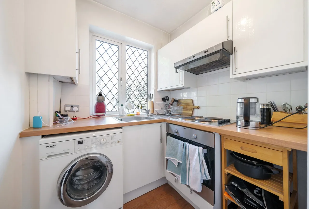 Ashtree Avenue, Mitcham, CR4 3DR, photo 5