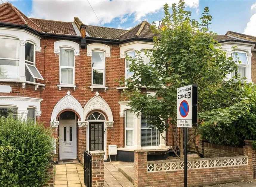 2 bed flat for sale — Swallowfield Road, Charlton, SE7