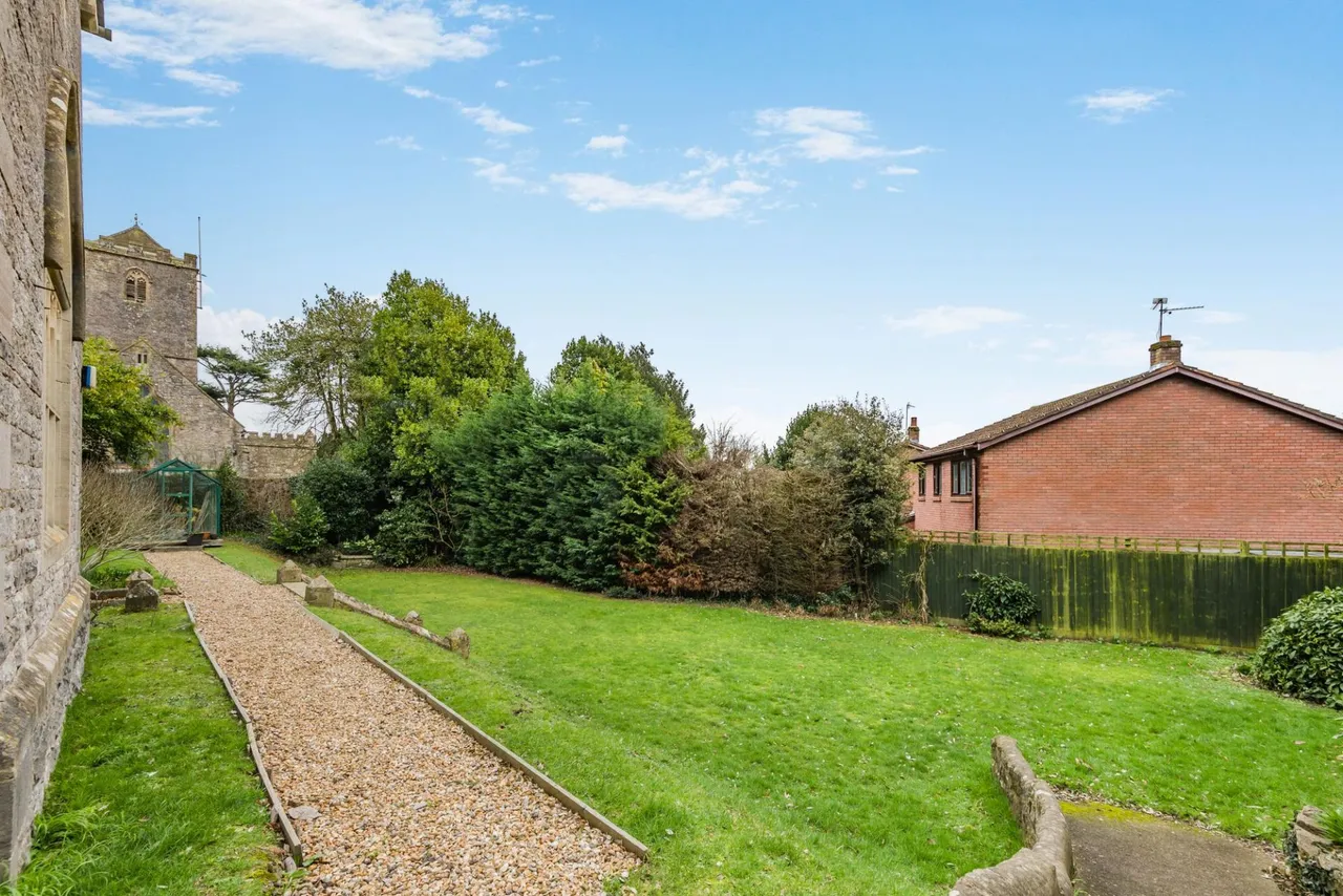 Church Road, Caldicot, NP26, photo 22