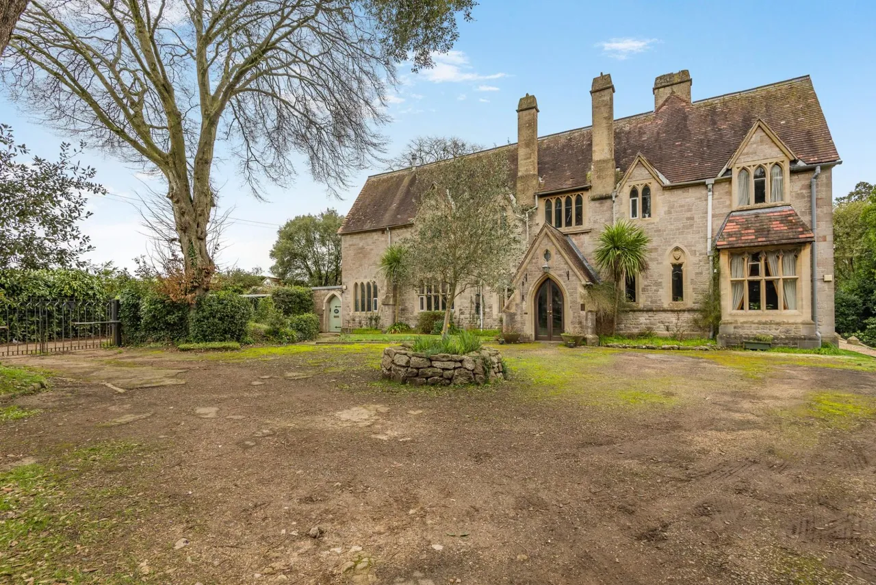 Church Road, Caldicot, NP26, photo 26