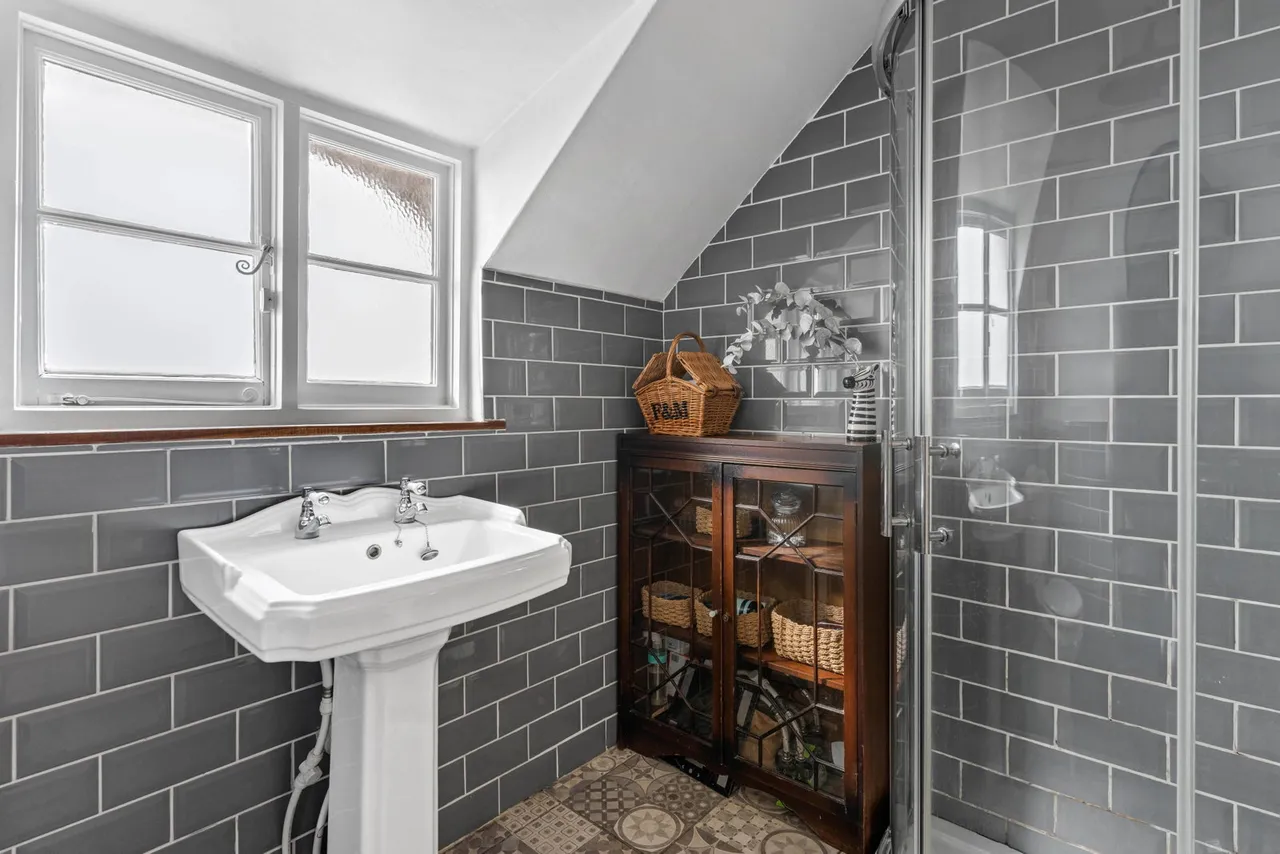 Old Bowling Forge, Cottered, SG9, photo 35