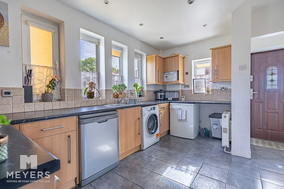 Rochester Road, Bournemouth, BH11, photo 4