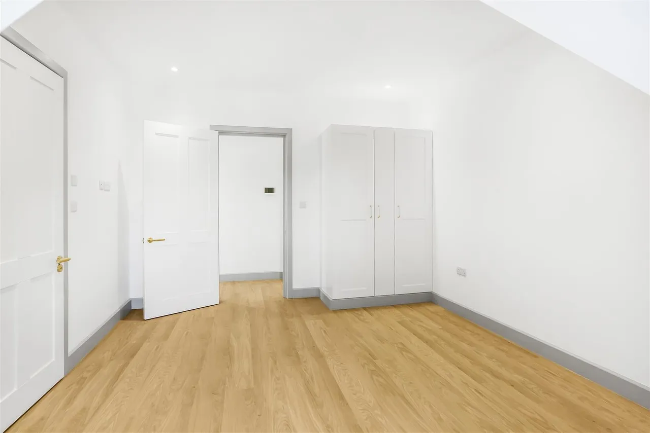 Malden Road, Cheam, Sutton, SM3 8QW, photo 11