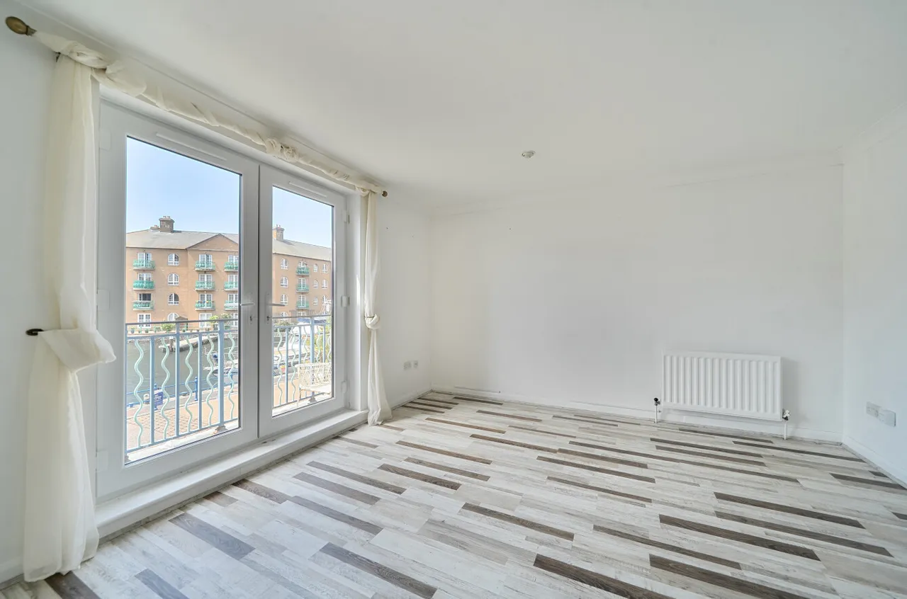 Victory Mews, The Strand, BN2, photo 5