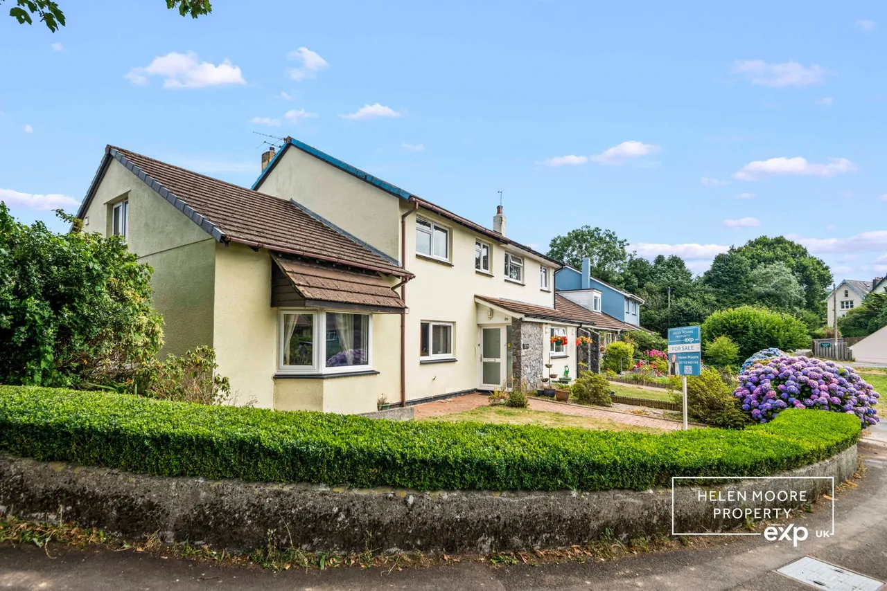 4 bed house for sale, Sanderspool Cross, South Brent