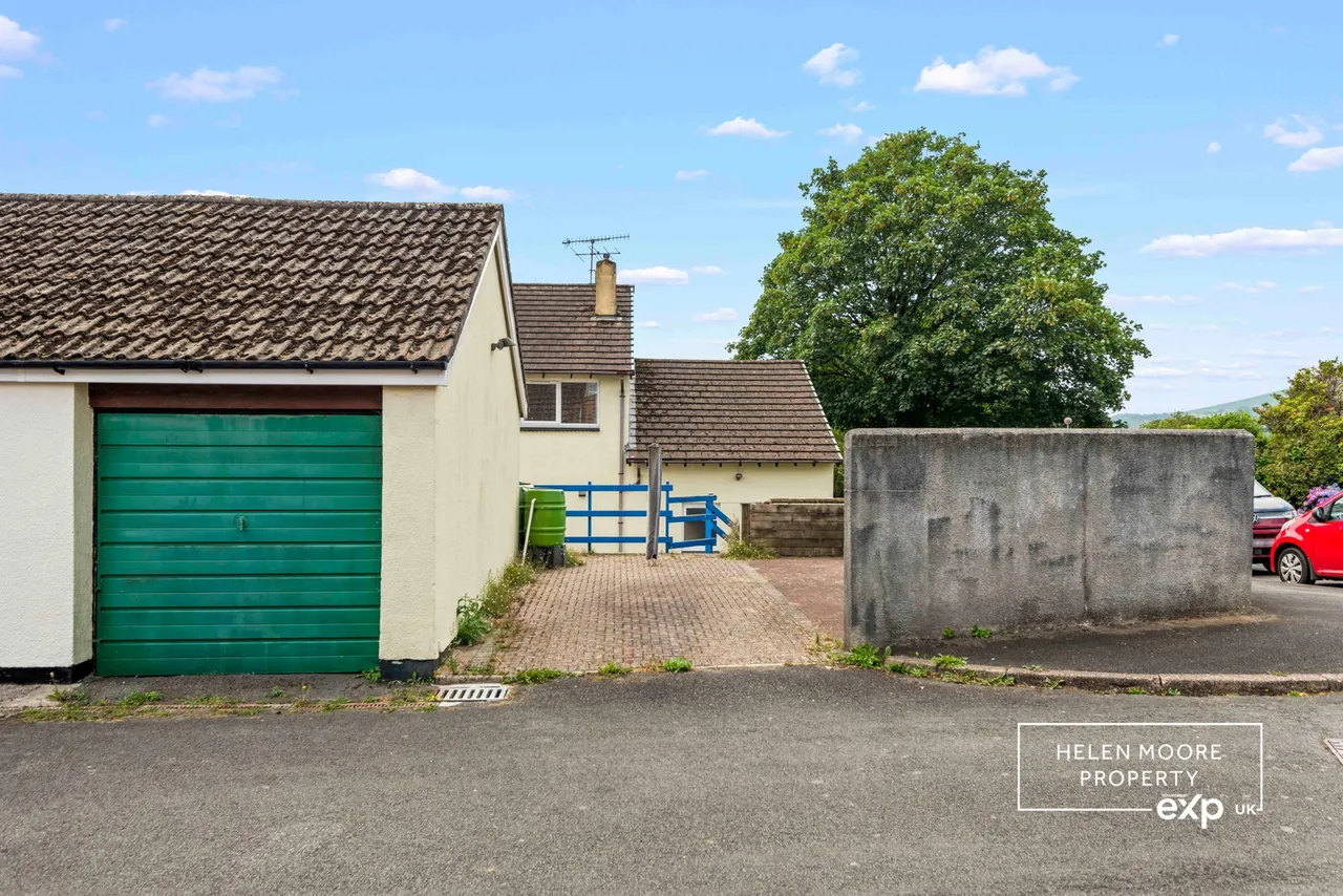 Sanderspool Cross, South Brent, photo 14