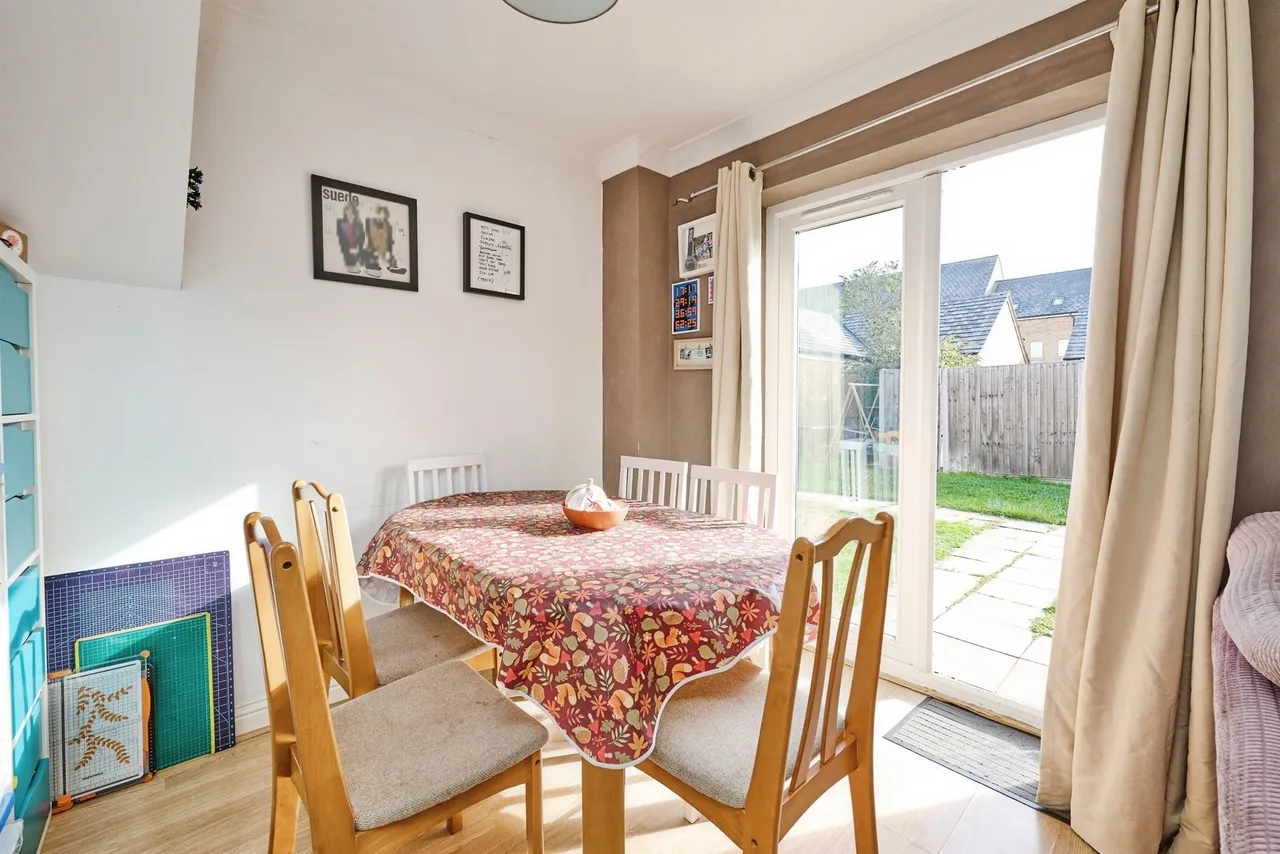 Torold Drive, Peterborough, PE7, photo 4