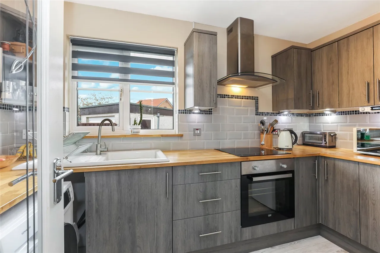 Redwood Crescent, Cambuslang, Glasgow, South Lanarkshire, G72, photo 7