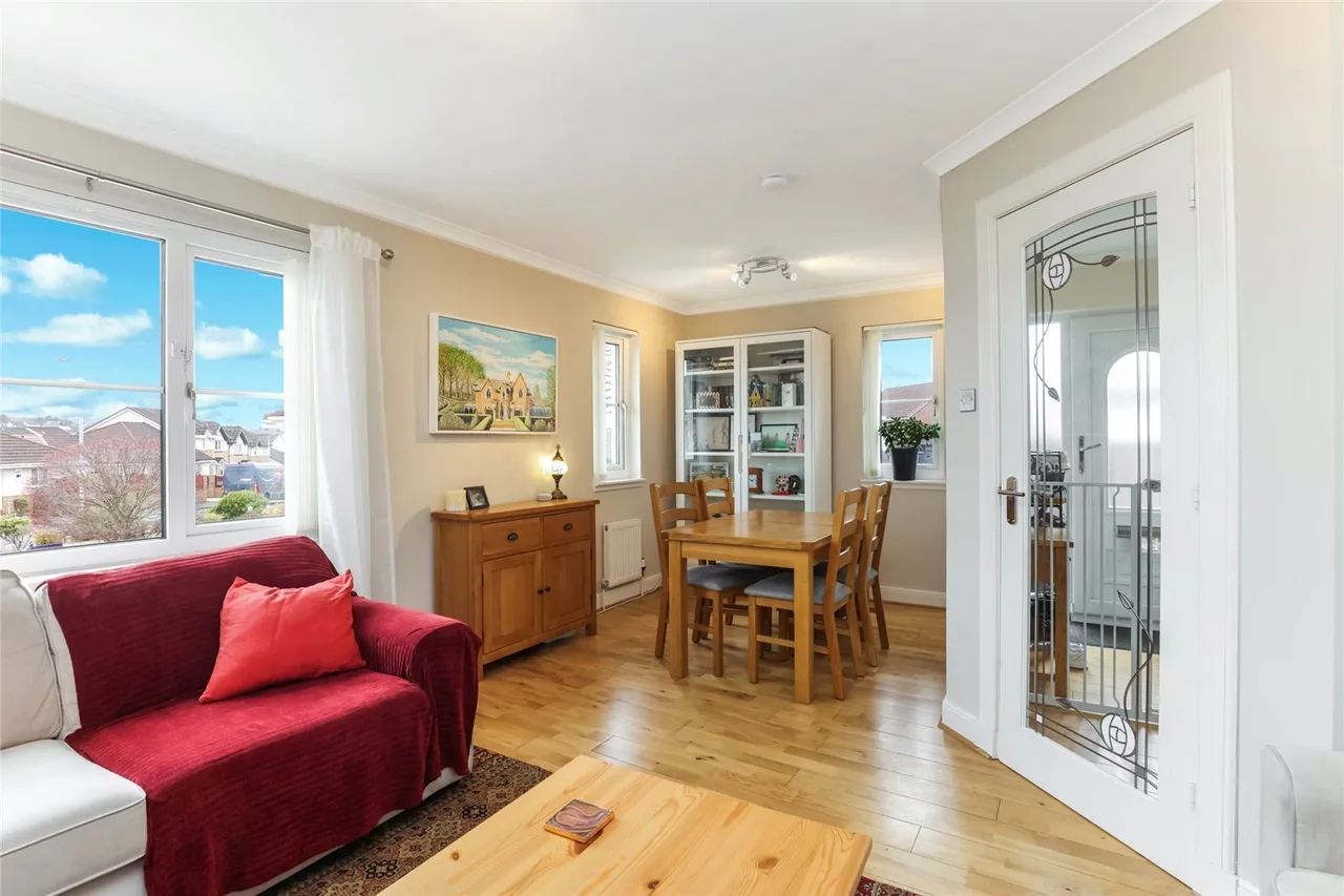 Redwood Crescent, Cambuslang, Glasgow, South Lanarkshire, G72, photo 5