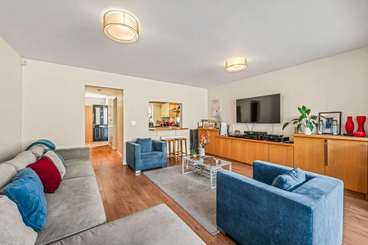 Candler Mews, Twickenham, TW1 3JF, photo 4