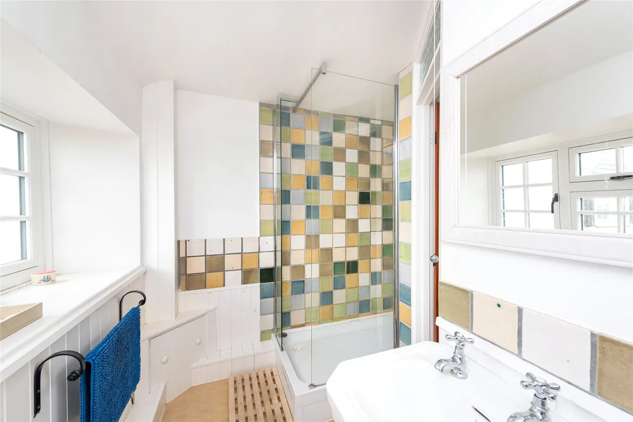 Larkwell House, Juniper Hill, NN13, photo 25