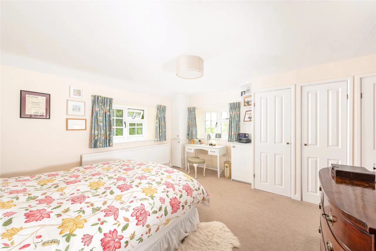 Larkwell House, Juniper Hill, NN13, photo 14