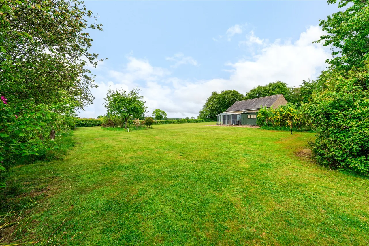 Larkwell House, Juniper Hill, NN13, photo 36