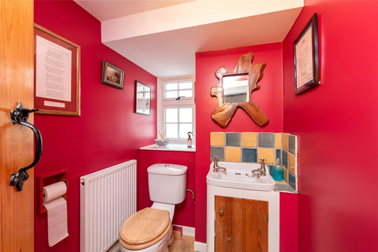 Larkwell House, Juniper Hill, NN13, photo 6
