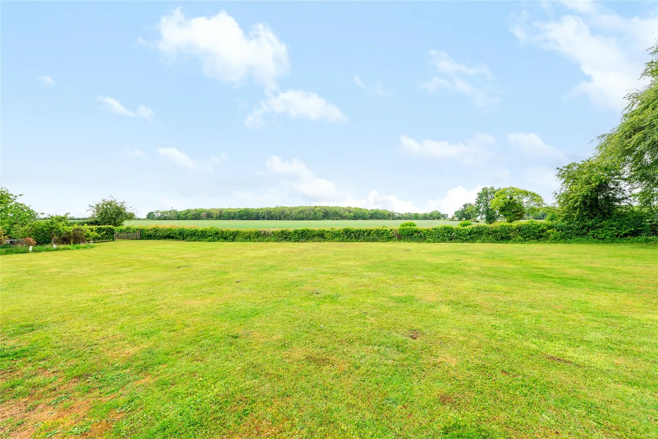 Larkwell House, Juniper Hill, NN13, photo 37