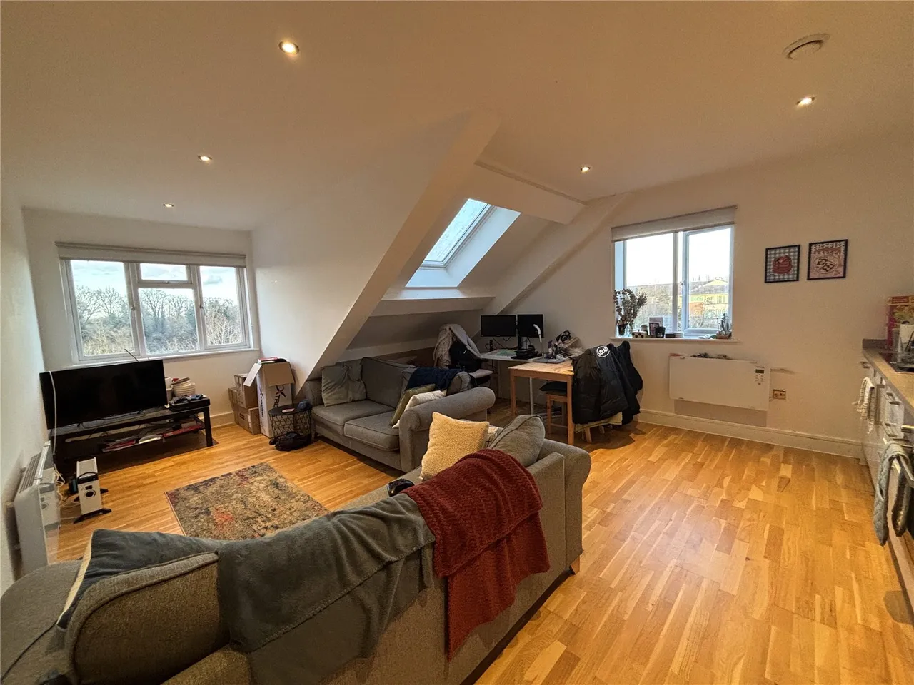 Bartley Way, Hook, Hampshire, RG27 9FG, photo 5