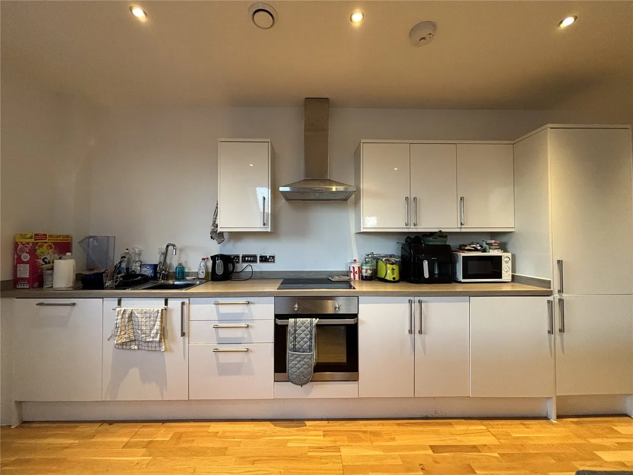 Bartley Way, Hook, Hampshire, RG27 9FG, photo 4