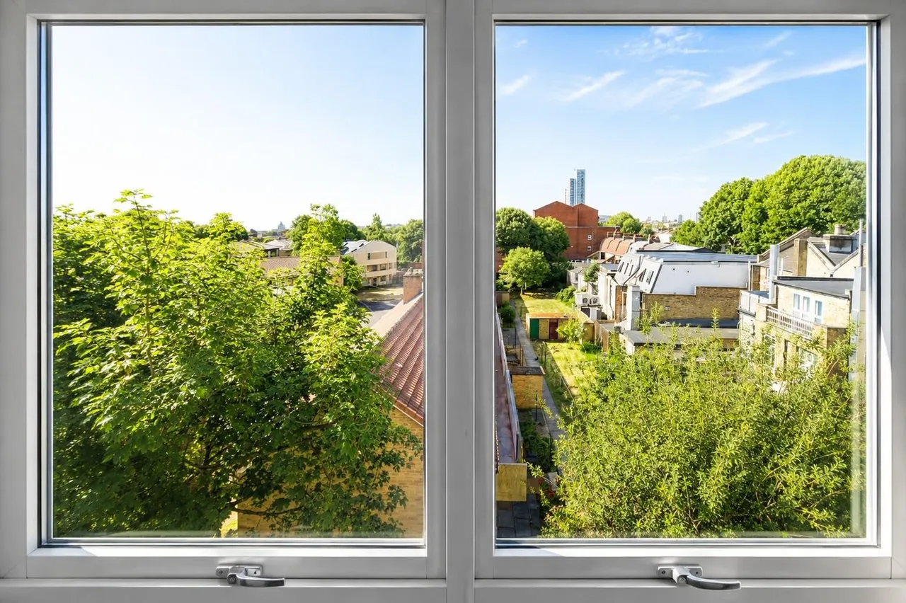 Tottenham Green East, London N15 4UR, photo 12
