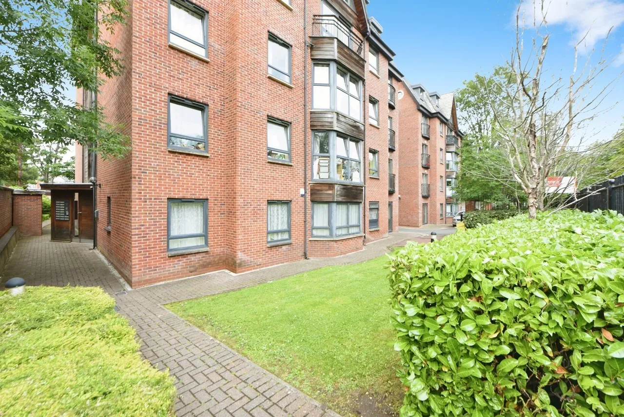 2 bed flat for sale — Withington Road, Whalley Range, Greater Manchester, M16