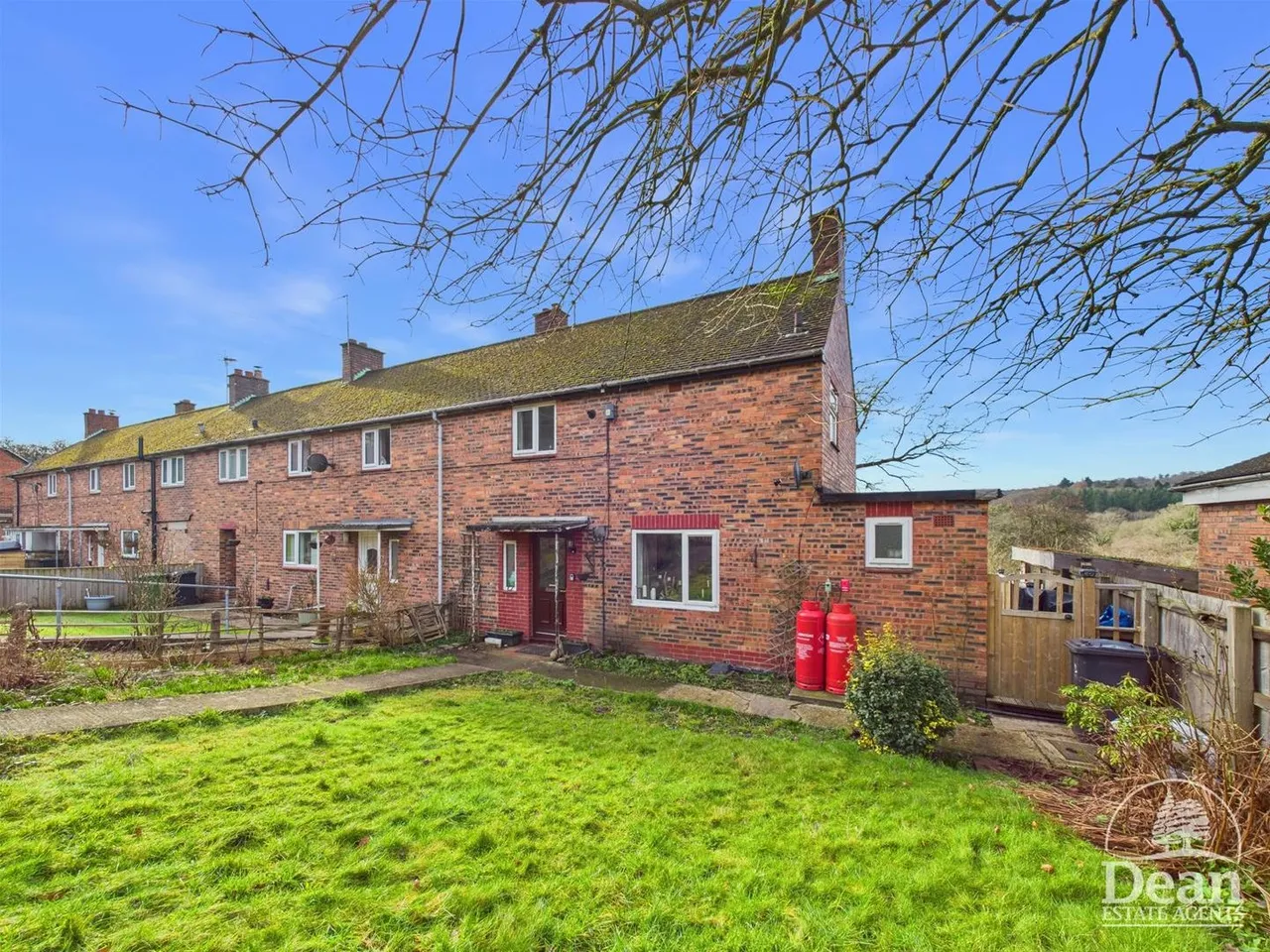 2 bed house for sale — Woodland Road, Parkend, Lydney