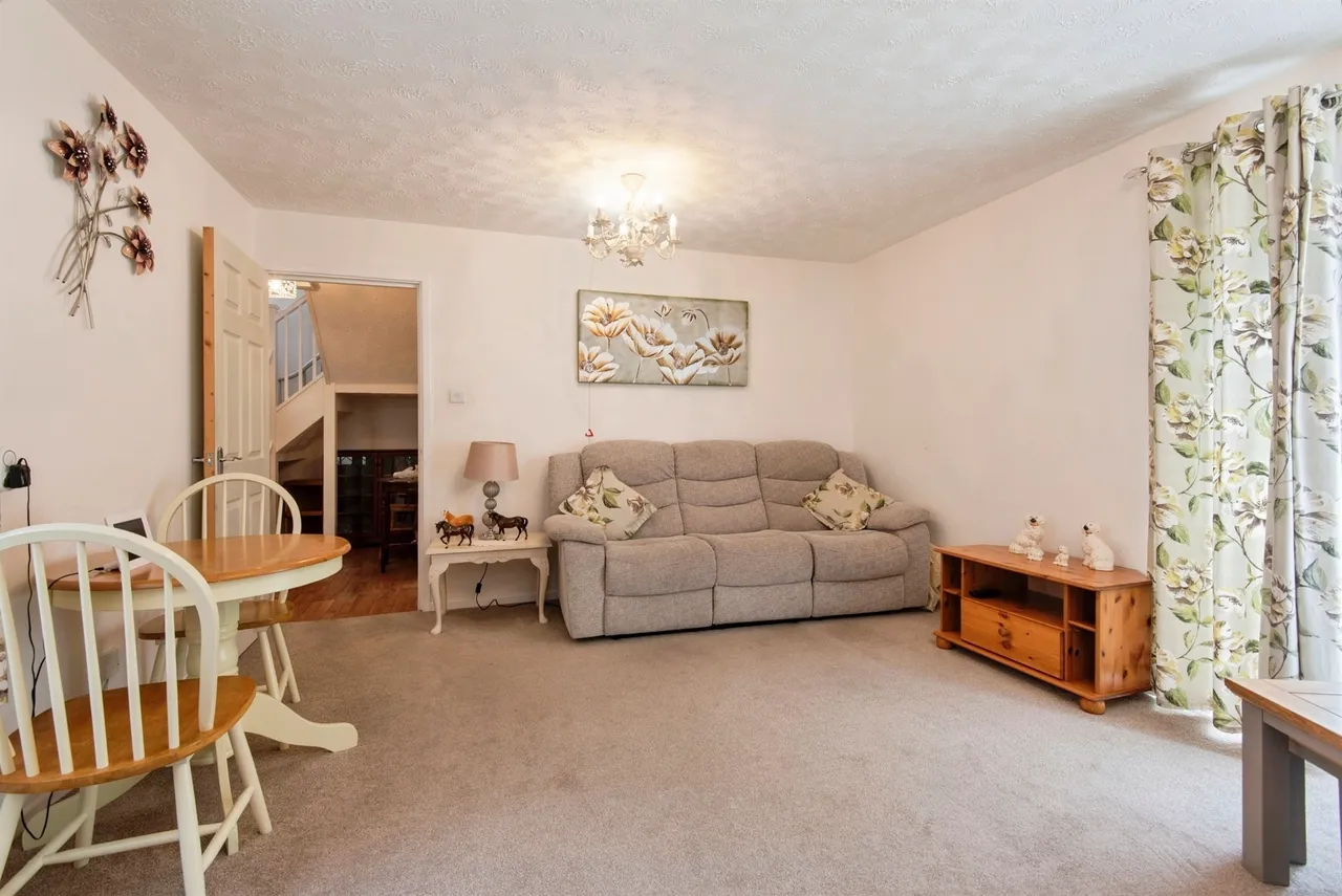 Kings Walk, Royston, photo 4