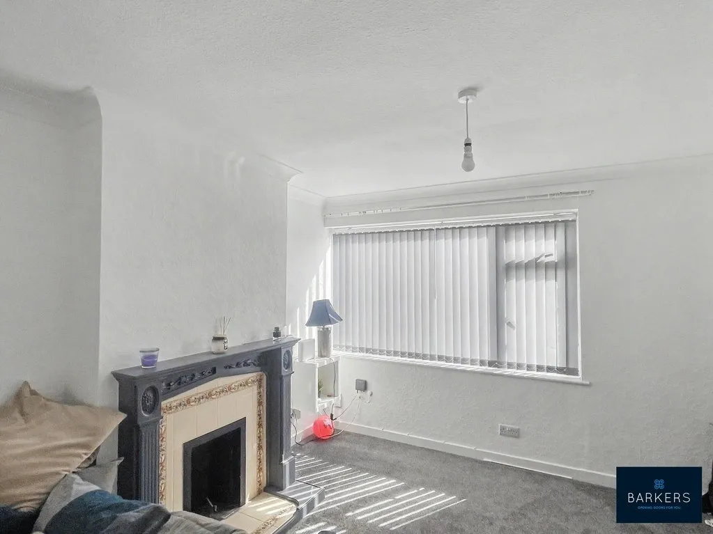 West Royd Avenue, Mirfield WF14 9LE, photo 5