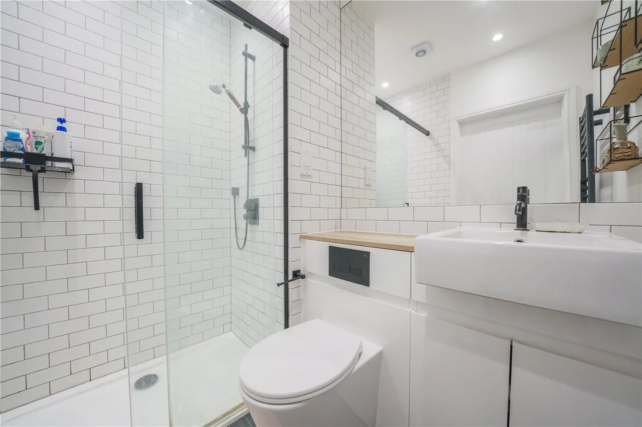 Ironworks Yard, London, N4, photo 9