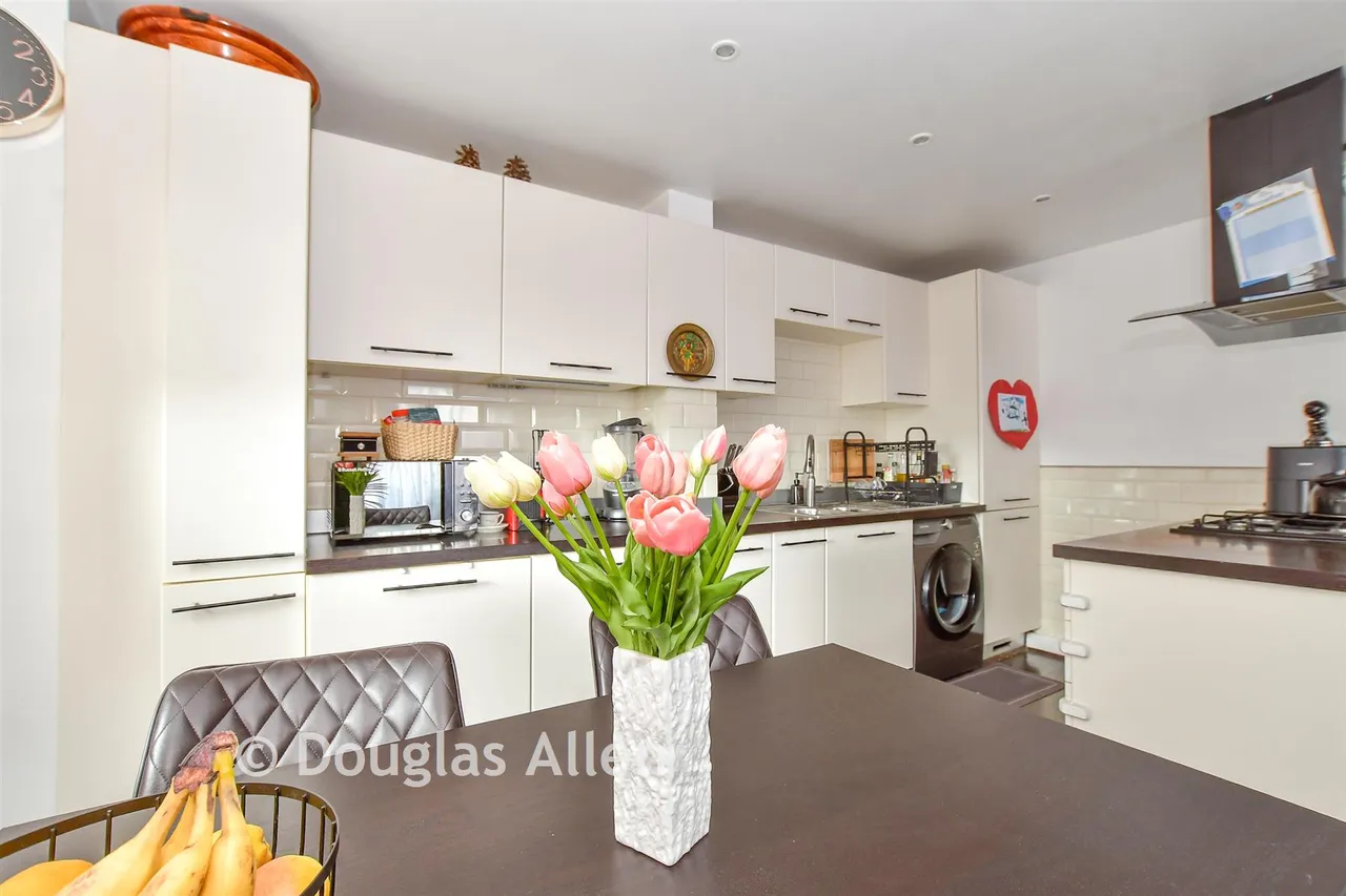 Spring Place, Barking, IG11, photo 12