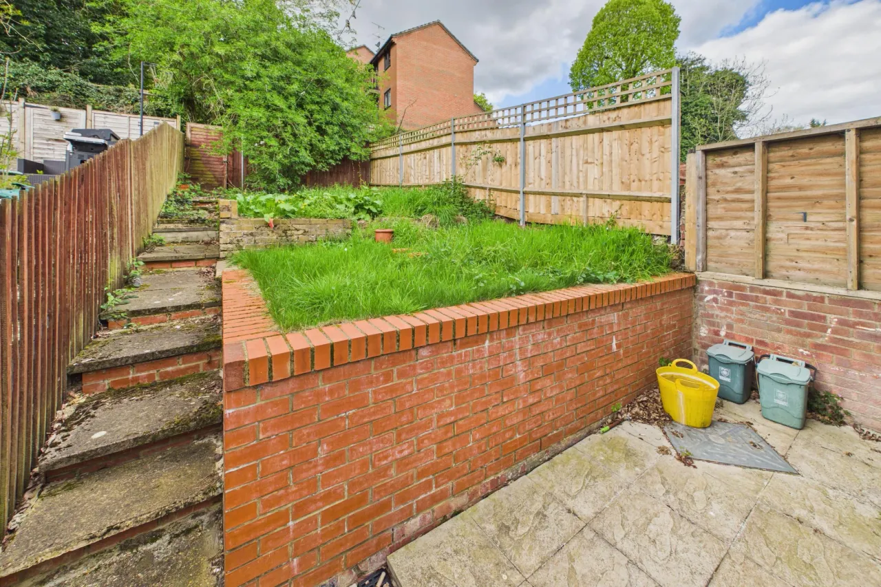 Glenview Gardens, Boxmoor, HP1, photo 12