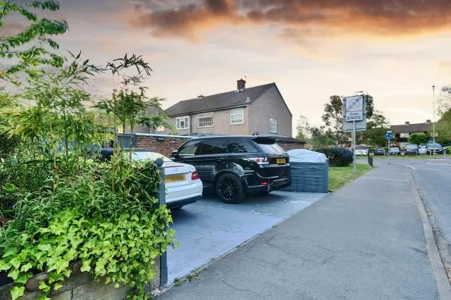 Blackbird Leys Road, Oxford, OX4, photo 44