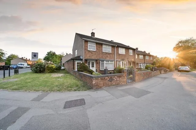 Blackbird Leys Road, Oxford, OX4, photo 32