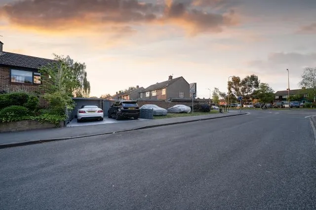 Blackbird Leys Road, Oxford, OX4, photo 41