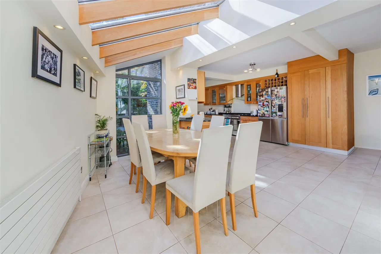 Savernake Road, Hampstead, NW3, photo 5