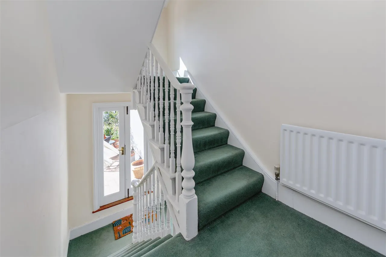 Savernake Road, Hampstead, NW3, photo 22
