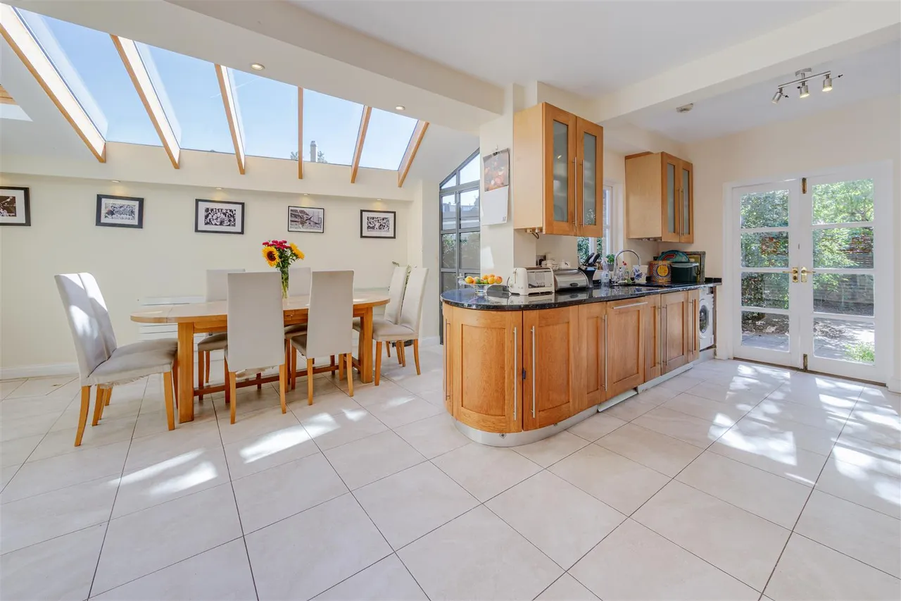 Savernake Road, Hampstead, NW3, photo 8