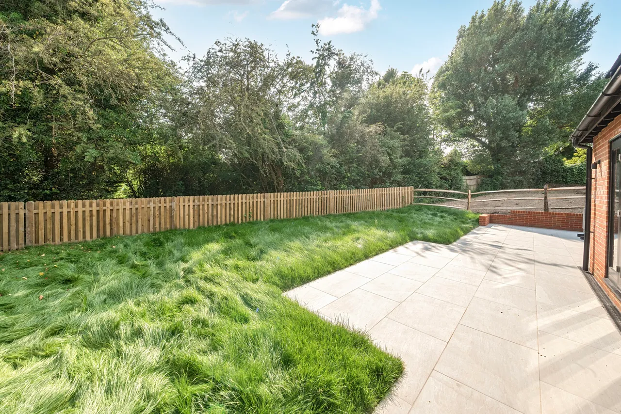 Standen Street, Iden Green, TN17, photo 4