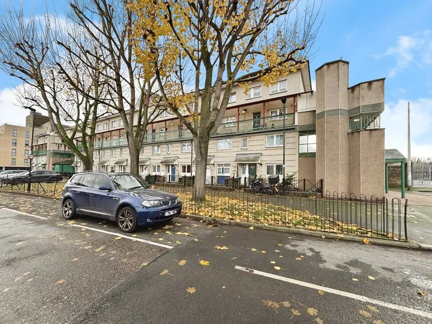 Ivy Road, London, E16, photo 16