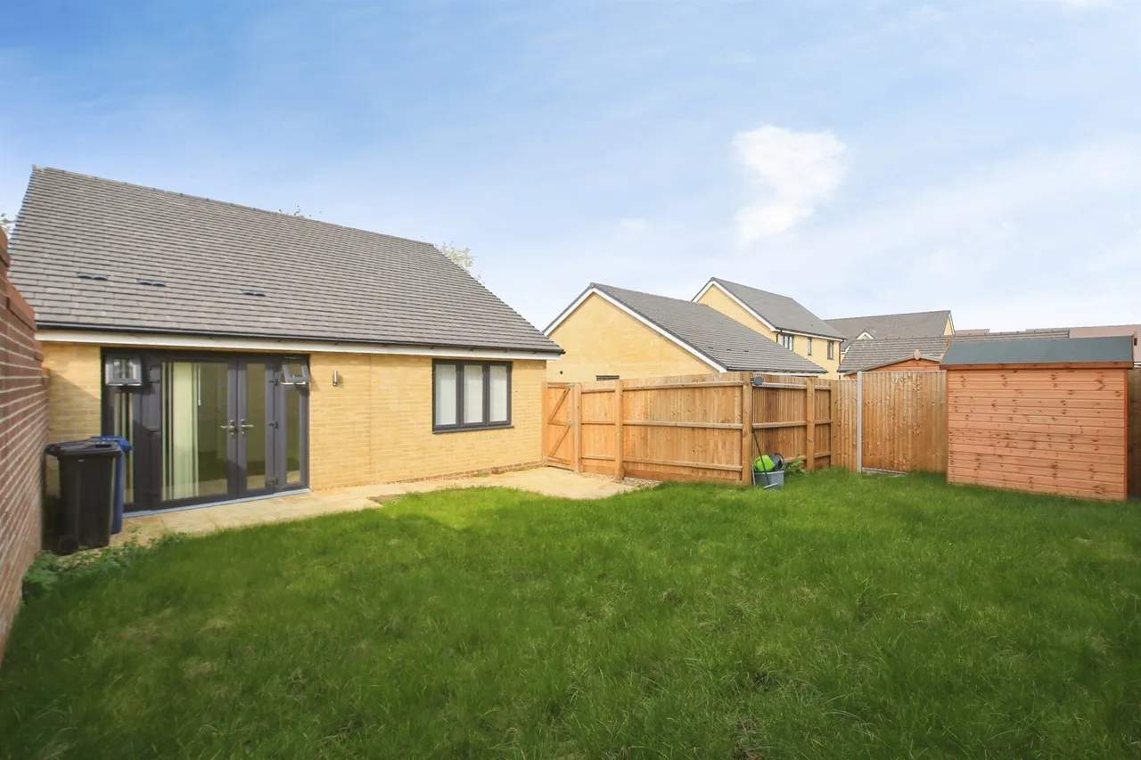Evans Mead Peterborough, PE7, photo 11