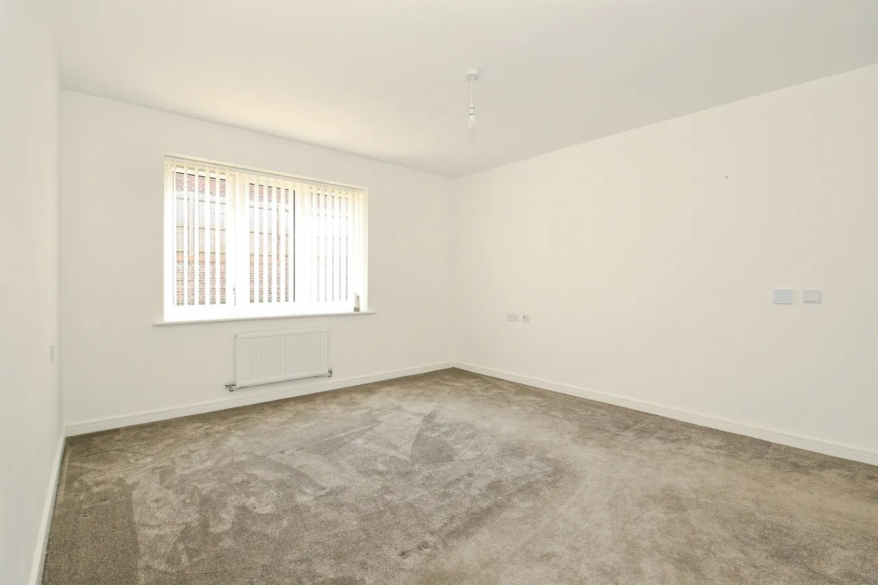 Evans Mead Peterborough, PE7, photo 8