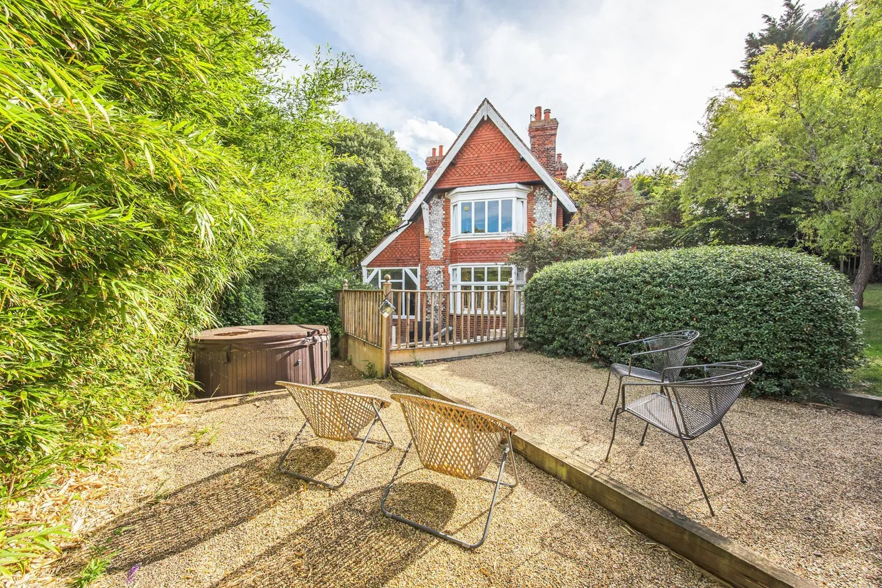 4 bed land for sale, Detached Period Home in Sheringham