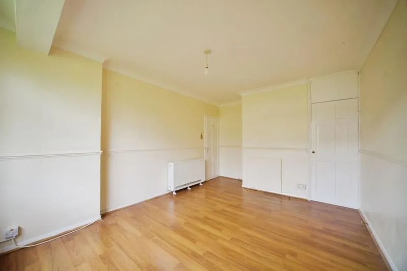 Stapleton Road, Borehamwood WD6 5BS, photo 4