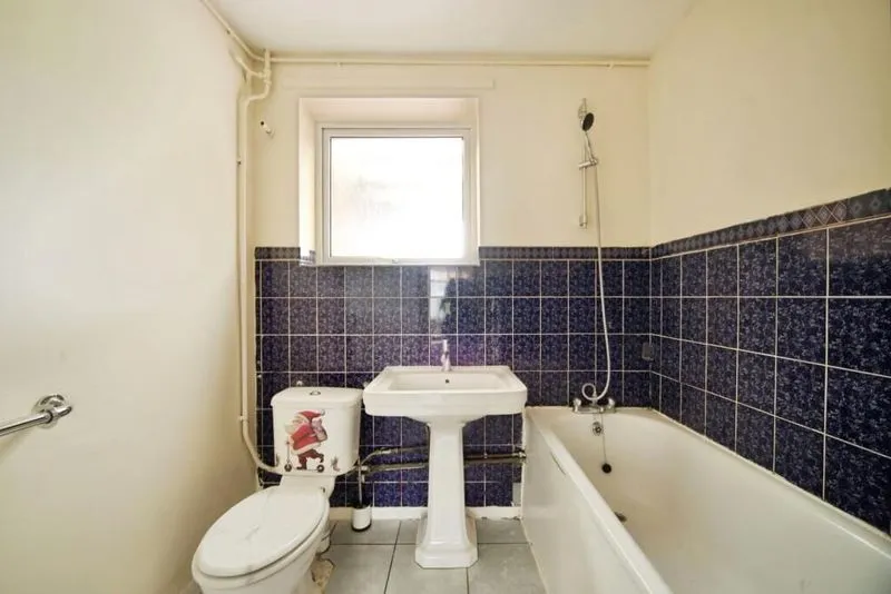 Stapleton Road, Borehamwood WD6 5BS, photo 9