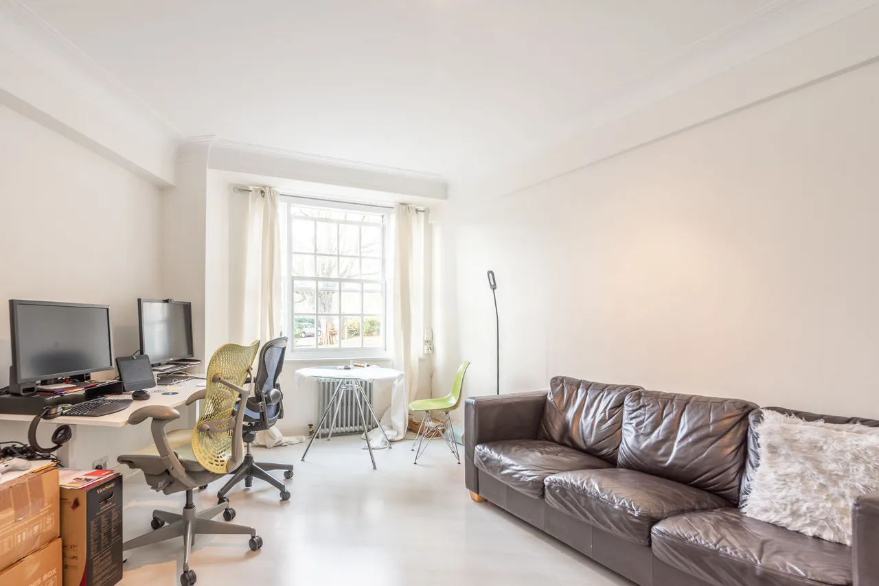 Flat 20 Eton Hall, Eton College Road, London, photo 2