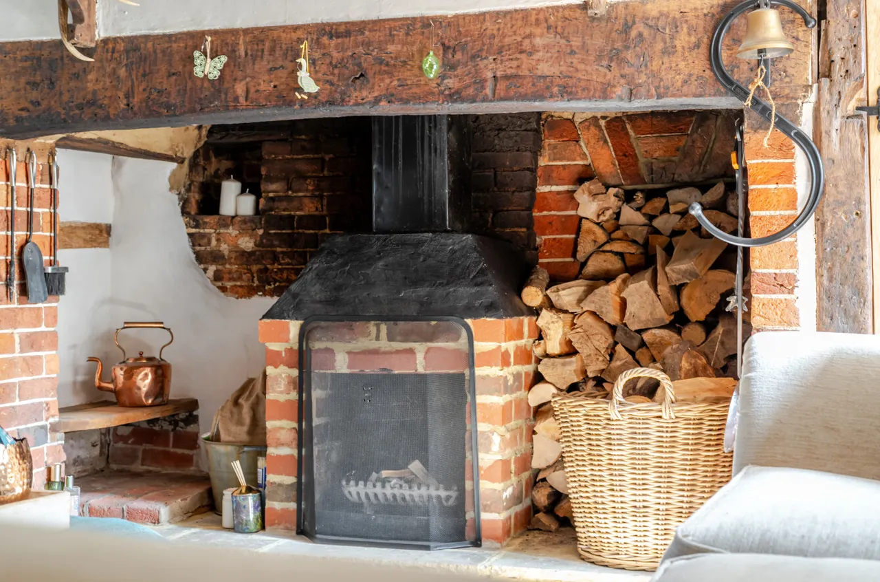 Petworth Road, Witley, GU8, photo 6